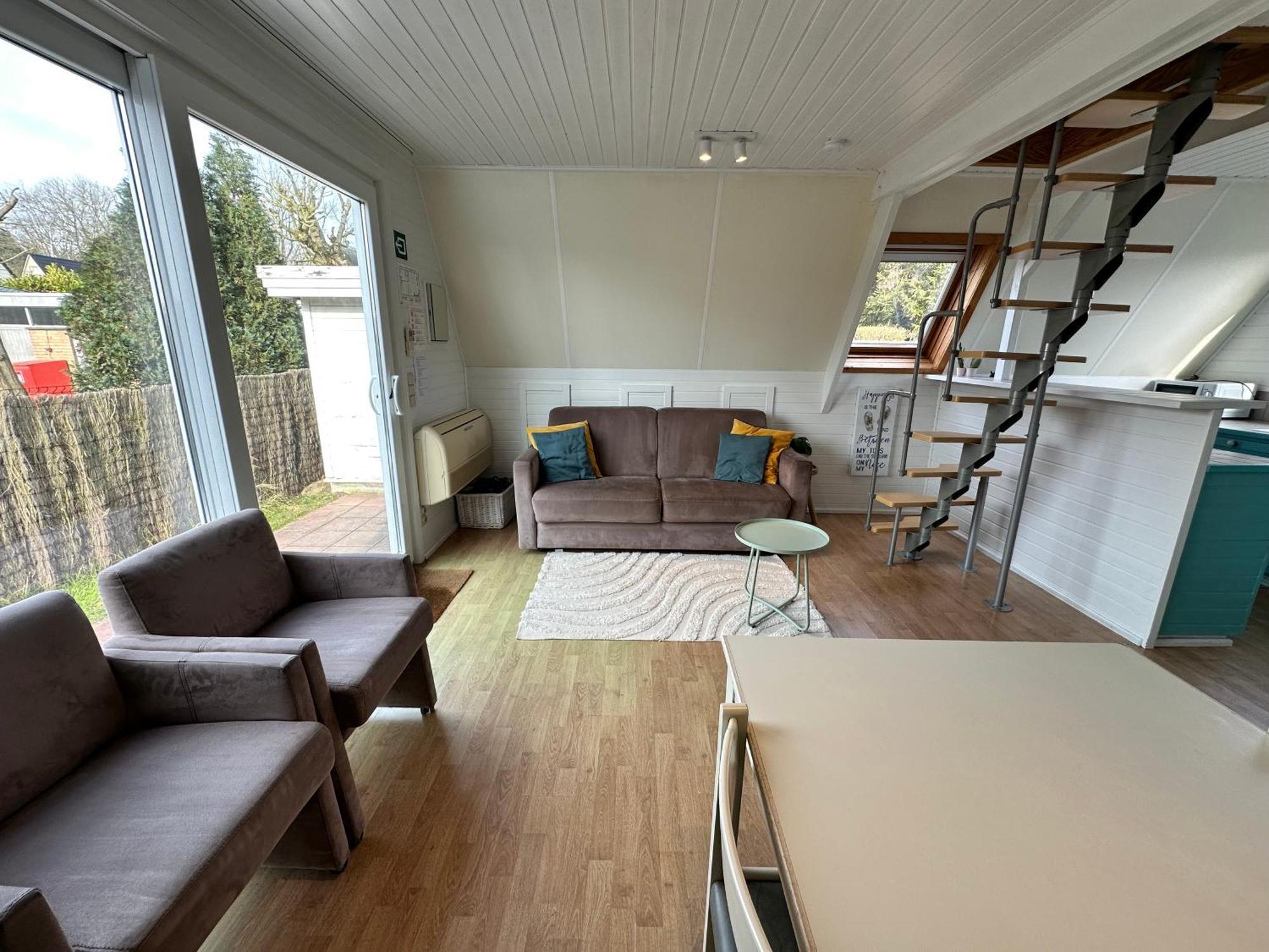 Gezellige Chalet In Nieuwpoort - Opkuis Inbegrepen In De Prijs Oostduinkerke Exterior photo